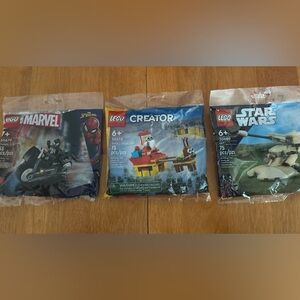 LEGO Assorted 3 packs Santa , Star Wars and Marvel hero